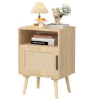 Table de chevet en rotin et bois, table d'appoint avec étagère ouverte, esthétique moderne et naturelle