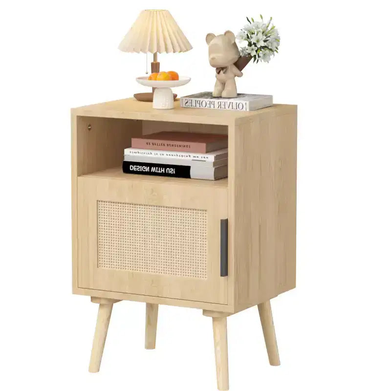 Table de chevet en rotin et bois, table d'appoint avec étagère ouverte, esthétique moderne et naturelle