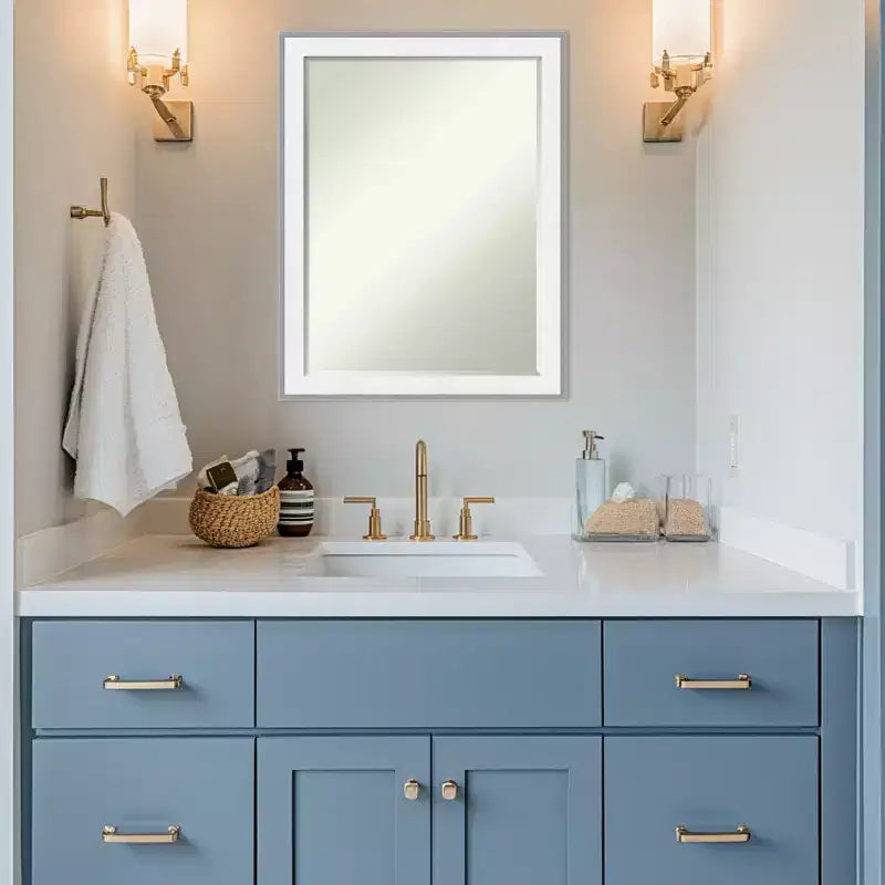 Miroir mural biseauté pour coiffeuse, cadre demi-pouce, Argent Expresso, 24x18 po