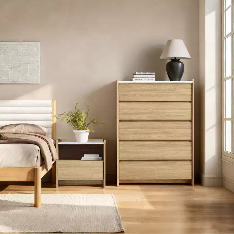 Commode Hazel Oak de 120 cm de haut à 5 tiroirs avec côtés surélevés, plateau en faux marbre, bois manufacturé, marron