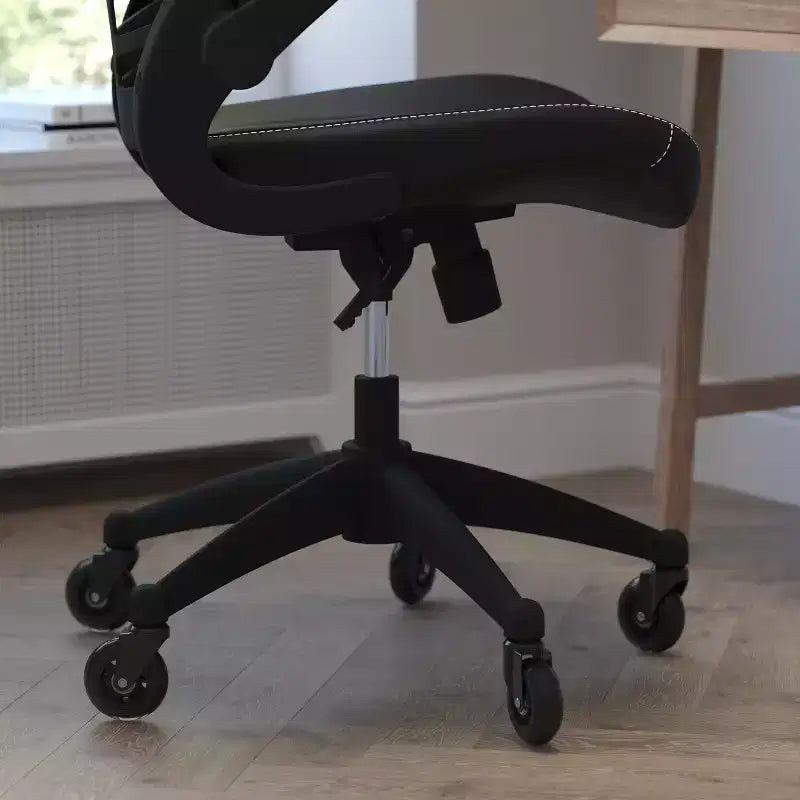 Chaise de bureau ergonomique pivotante mi-dos avec accoudoirs relevables et roulettes transparentes